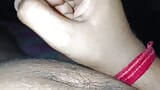 Bhabhi ne pakda handjob karte hue raat me snapshot 2