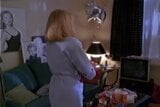 Kelli Maroney - '' boca abajo '' snapshot 1