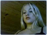 De la 2hotdamn - blondă nebună de sexy tachinează pe camera ei web snapshot 13