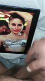 Kareena Kapoor Raand wurde wie ein Stück rohes Fleisch gefickt snapshot 9