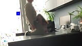 Baise au bureau - la patronne MILF se fait dominer par un jeune stagiaire sexy avec une grosse bite noire snapshot 1