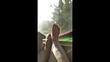 Wilde mutter nikita spielt in einem zug, während sie in einen heißen fußfetisch-urlaub reist snapshot 14