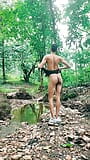 Sexe dans la nature dans la forêt, branlette en solo avec éjaculation snapshot 2