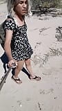Trans fofa em minidress andando em público com sandálias altas e bunda apertada quente snapshot 8