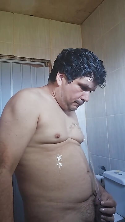 Self Pissing