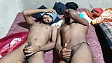 Ινδικό τρίο - Γαμήσι στην κρεβατοκάμαρα – Desi College Boys snapshot 6