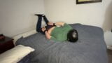 Selfbondage en un hogtie mientras encapuchado y enchufado snapshot 12