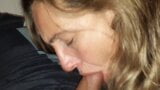 Milf ger avsugning snapshot 2