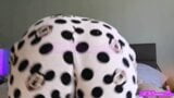 Twerk en scheten in een donzige broek (volledige video van 5 minuten op mijn enige fans) snapshot 9