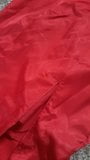 Wichsen auf meine Freundin, rotes Meerjungfrau-Satin-Kleid, Vollversion snapshot 3