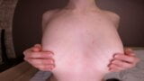 Студентка показала свої натуральні груди і пестила себе snapshot 14