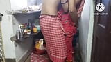 Bhabhi desi berkongkek di dapur desi snapshot 3