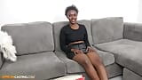 African casting - nena traviesa en bikini negro estirada por falso agente snapshot 4