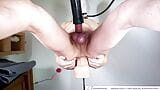 Baisée par f-mashine avec cody catchet xl dans mon cul - et ma bite trait avec la mashine à traire - hankeys snapshot 3