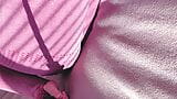 Bela suculenta em leggings esportivas masturba a buceta molhada snapshot 3