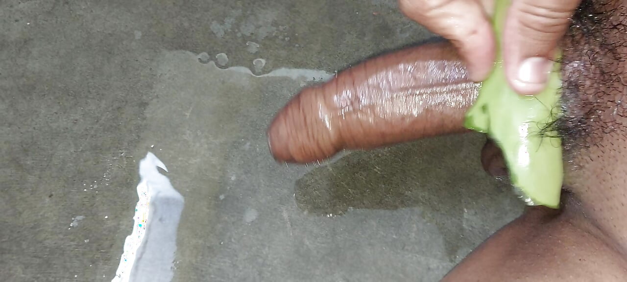 Můj indický velký penis je tvrdý