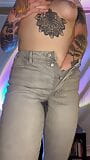 Jeans squirt snapshot 9