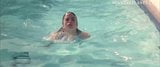 Denise Richards in bikini - wilde dingen op scandalplanet.com snapshot 2