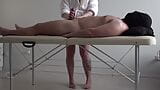 Massage sensuel de la bite lentement - branlette snapshot 9