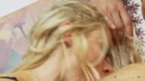 Rubia milf despierta a un chico guapo para que le follen el coño snapshot 24