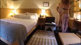 Bruna con un corpo delizioso fa sesso in hotel snapshot 3