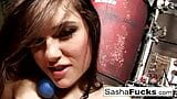 La sexy Sasha vive le sue fantasie nel locale caldaia snapshot 9
