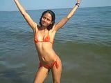 Permata berusia 18 tahun dalam bikini g-string tembus pandang! snapshot 1