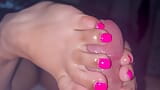 Latinas barbie rosa zehen geben sexy footjob snapshot 13