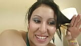 Tener un piercing en la lengua y amor por las pollas hace que Kayla Jade sea la mejor en mamadas snapshot 4