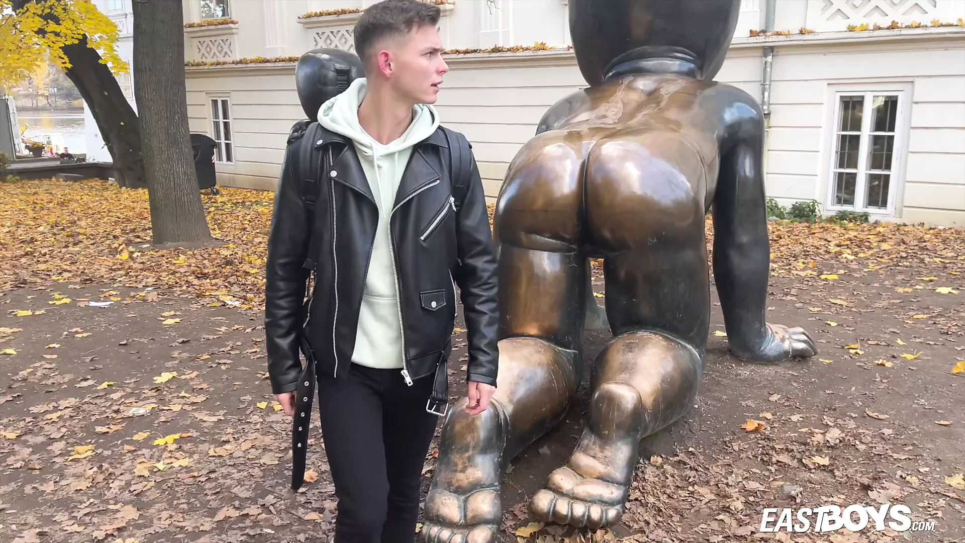 Tommy Gold in Prague - Day Two | xHamster