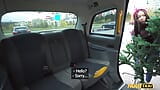 Fake taxi - la petite Asiatique Lia Lin taille une pipe sexy en POV et se fait baiser brutalement dans son sauteur de Noël snapshot 1