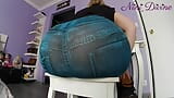 Cette PAWG mouille tellement de la chatte quand je baise son gros cul dans son legging serré! snapshot 1