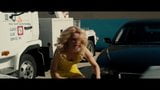 Elizabeth Banks - caminhada da vergonha 2014 snapshot 10