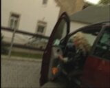 Blonde Teen Schlampe bessert Ihr Taschengeld auf snapshot 1