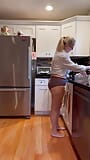 OLDER GILF IN GRANNY PANTIES CLEANS KITCHEN snapshot 2