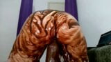 Brazilian_miss twerking a tope extendiendo chocolate por todo el culo snapshot 15