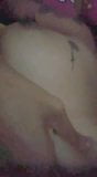 Belle-mère, masturbation, allaitement, grosse chatte tatouée snapshot 6