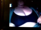 Oma Glenys 60 aus Hindley zeigt ihre großen Titten snapshot 3