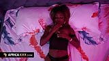 Nena africana caliente se masturba snapshot 4