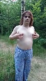 Femboy im wald snapshot 4