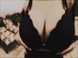 Moja macocha ma bardzo duże piersi! (niezapomniane emocje porno zremasterowane w jakości HD) snapshot 2