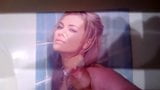 Éjaculation sur Carmen Electra snapshot 4