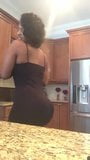 Throwing that ass in the kitchen snapshot 2