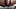 Indischer sumpf, großer schwarzer schwanz beginnt vor der webcam zu pissen