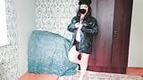 Cool ladyboy kitty crossdresser femboy modtl cosplayer transsexuelle maison dans la chambre de sa demi-sœur snapshot 6