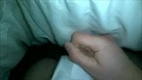 Masturbation unter Decke snapshot 8